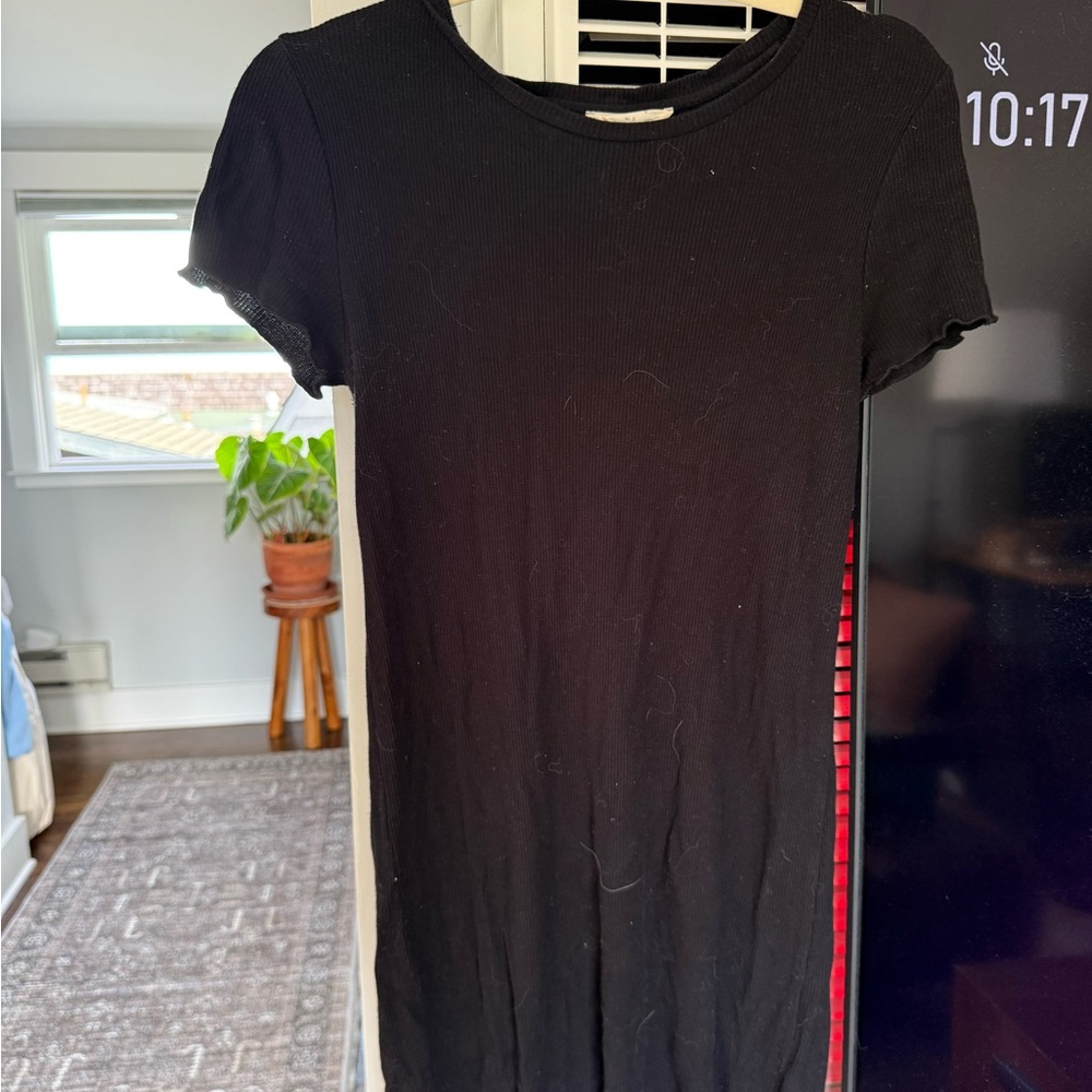 Black Ribbed Short Sleeve Dress